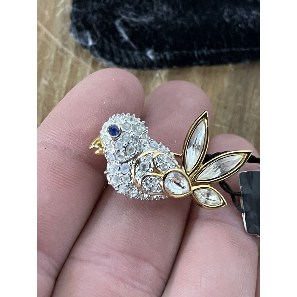 Swarovski Crystal Clear & Blue Eye Gold Tone Bird Brooch Pin Rare Discontinued - Picture 16 of 16